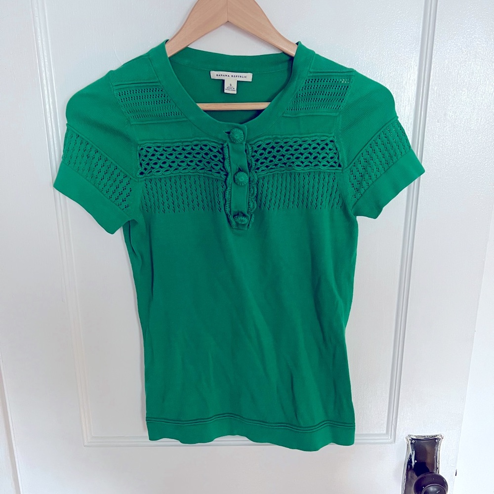 Banana republic crochet emerald top S